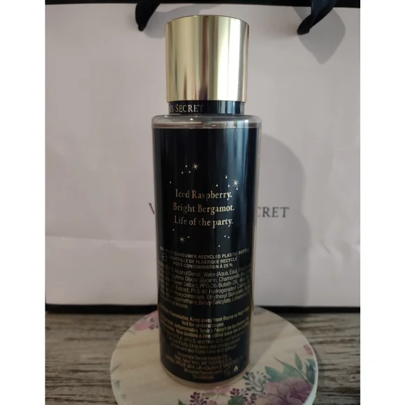 Victoria's Secret Glowing Places Fine Fragrance Mist 🆕 - Picture 2 of 2